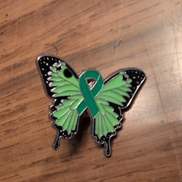 Colorful Enamel Pin Set - Picture 11 of 14